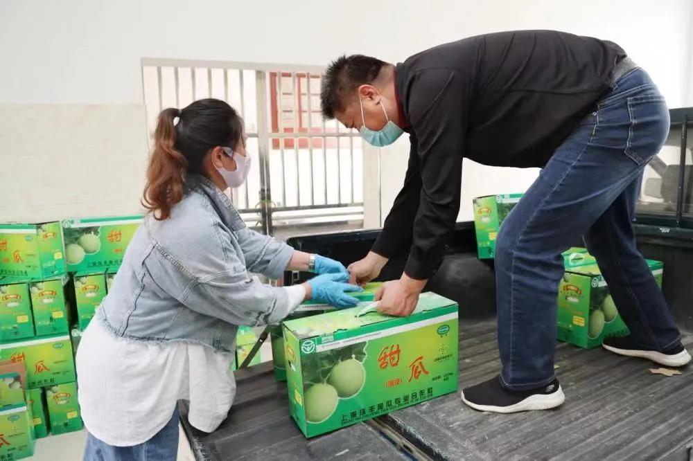 上海疫情为何严峻,上海疫情负重前行