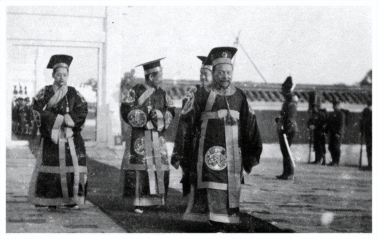 民国神童林庚白简介,民国神算林庚白完整版