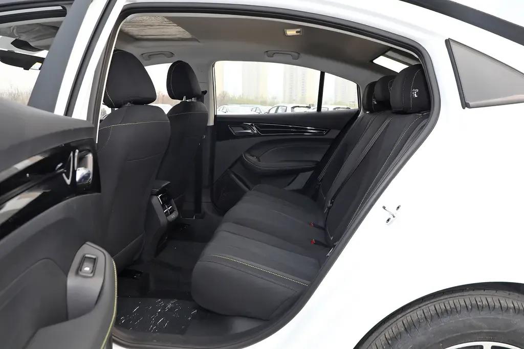 荣威i5的eco模式到底省不省油,荣威i5要开d挡还是e挡省油