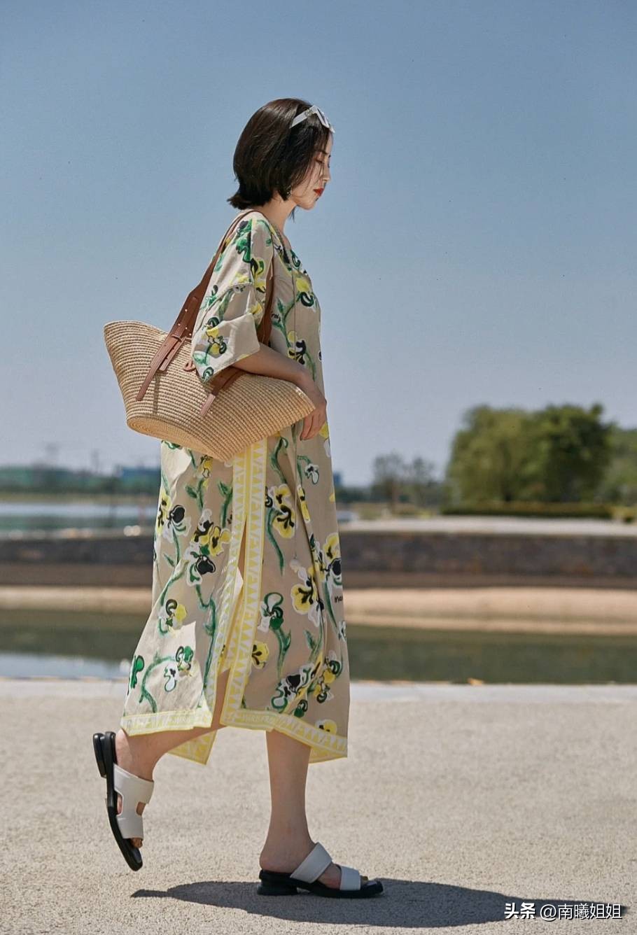 2023夏，“奶奶裙”正流行！既舒适百搭、又洋气遮肉，谁穿谁好看