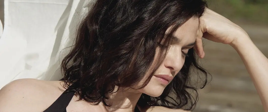 大尺度电影分享5部，只为一睹邦德嫂的盛世美颜