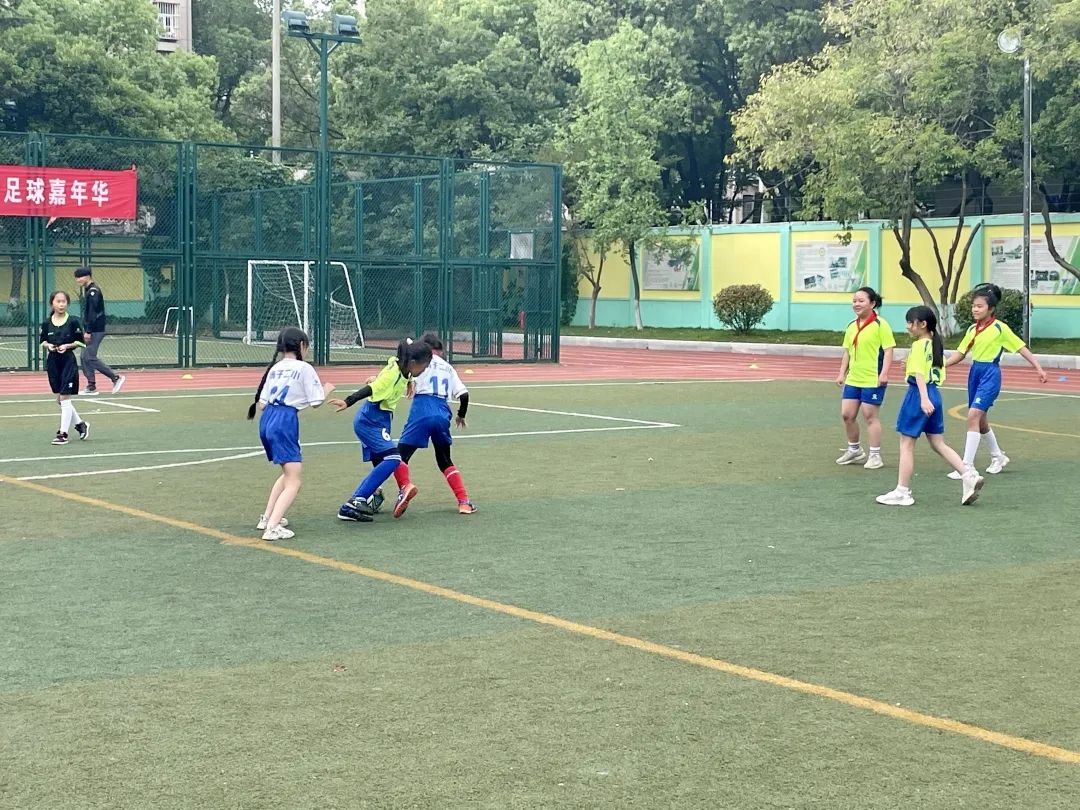 南京扬子小学足球,南京扬子二小学