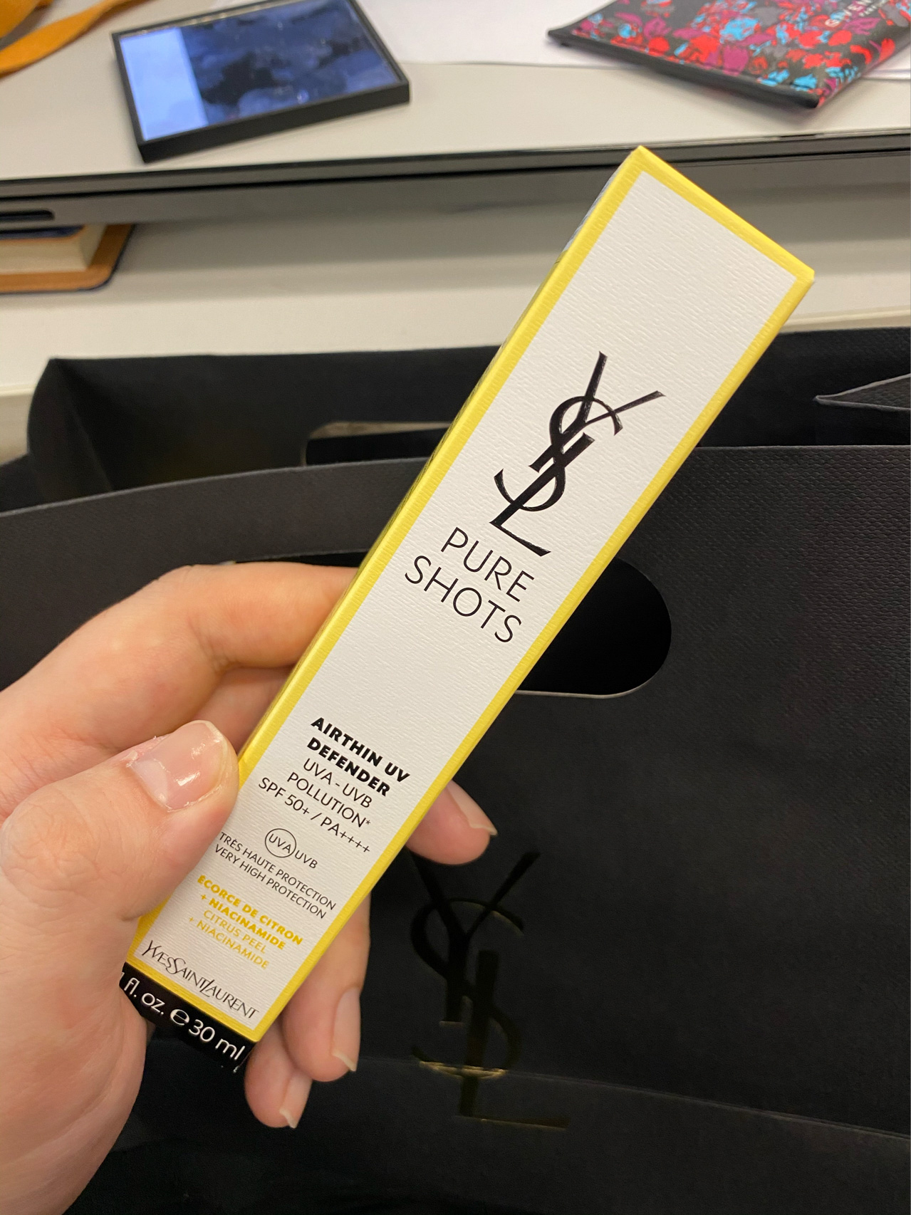 先防晒还是隔离,先防晒还是粉底好用