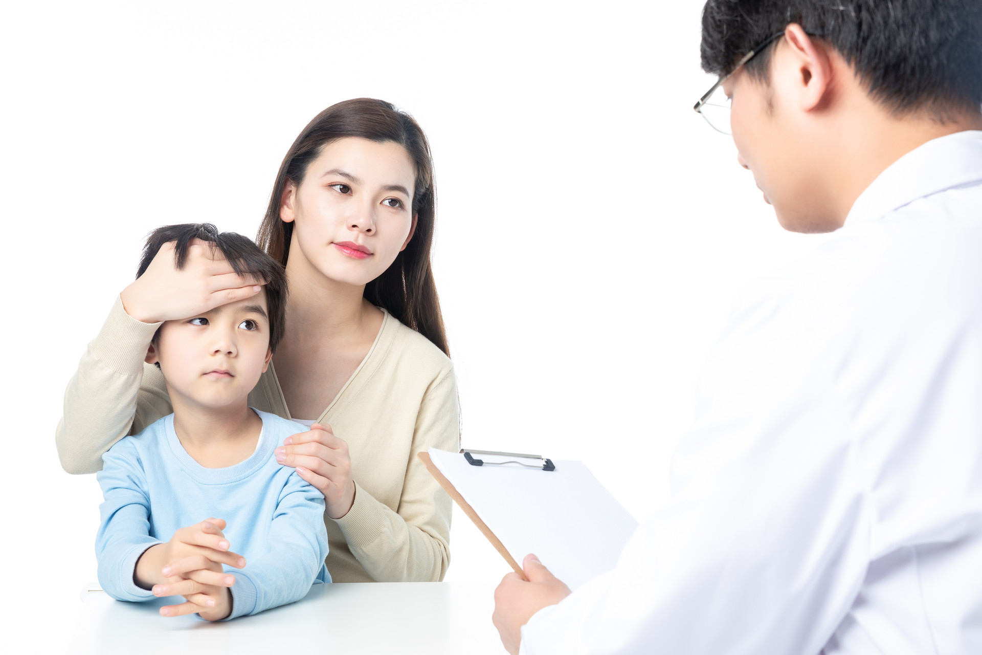 孩子感冒引起中耳炎积液多久能消,孩子感冒需要警惕中耳炎视频