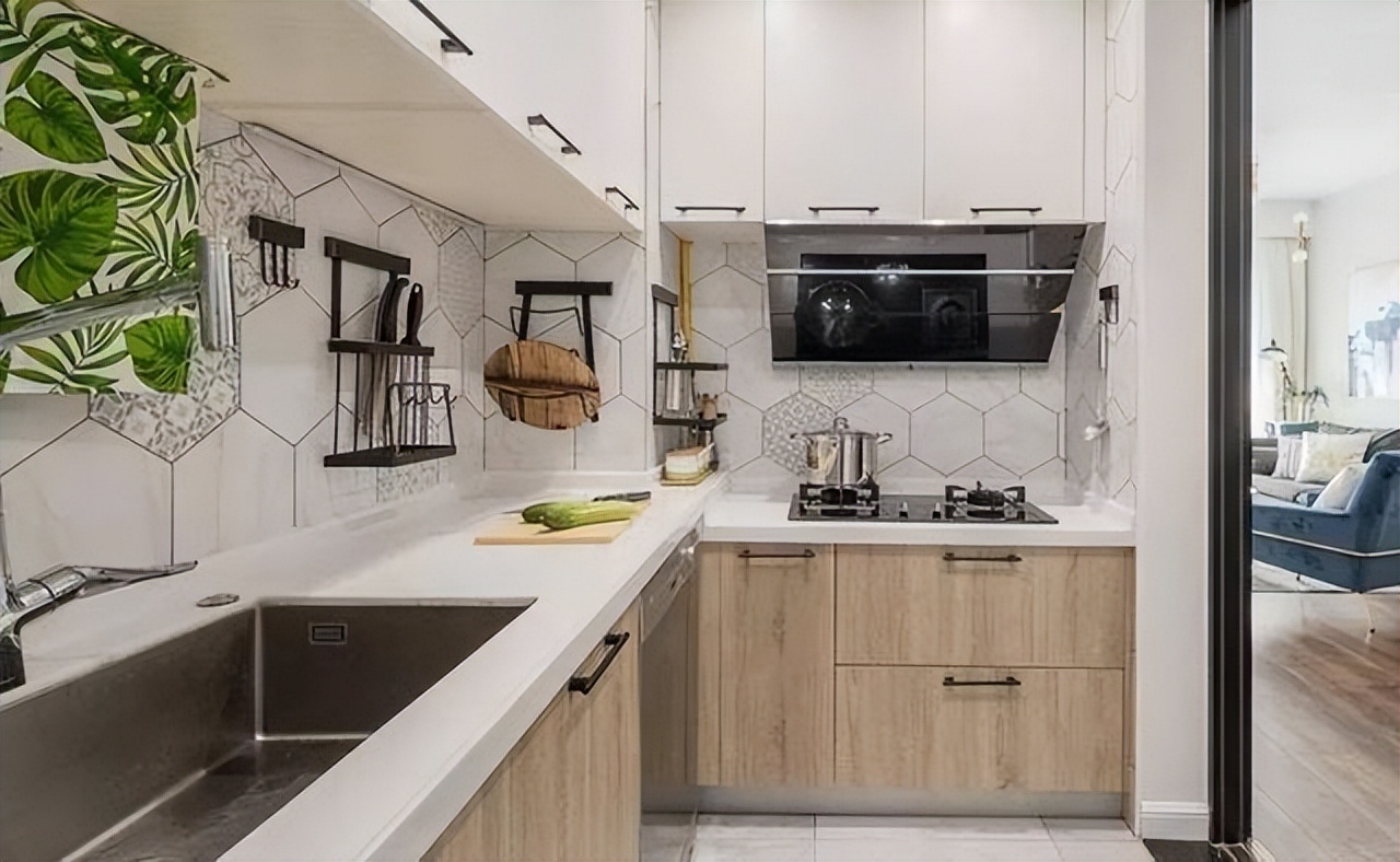 家用抽油烟机选择攻略,抽油烟机怎么选择和注意事项