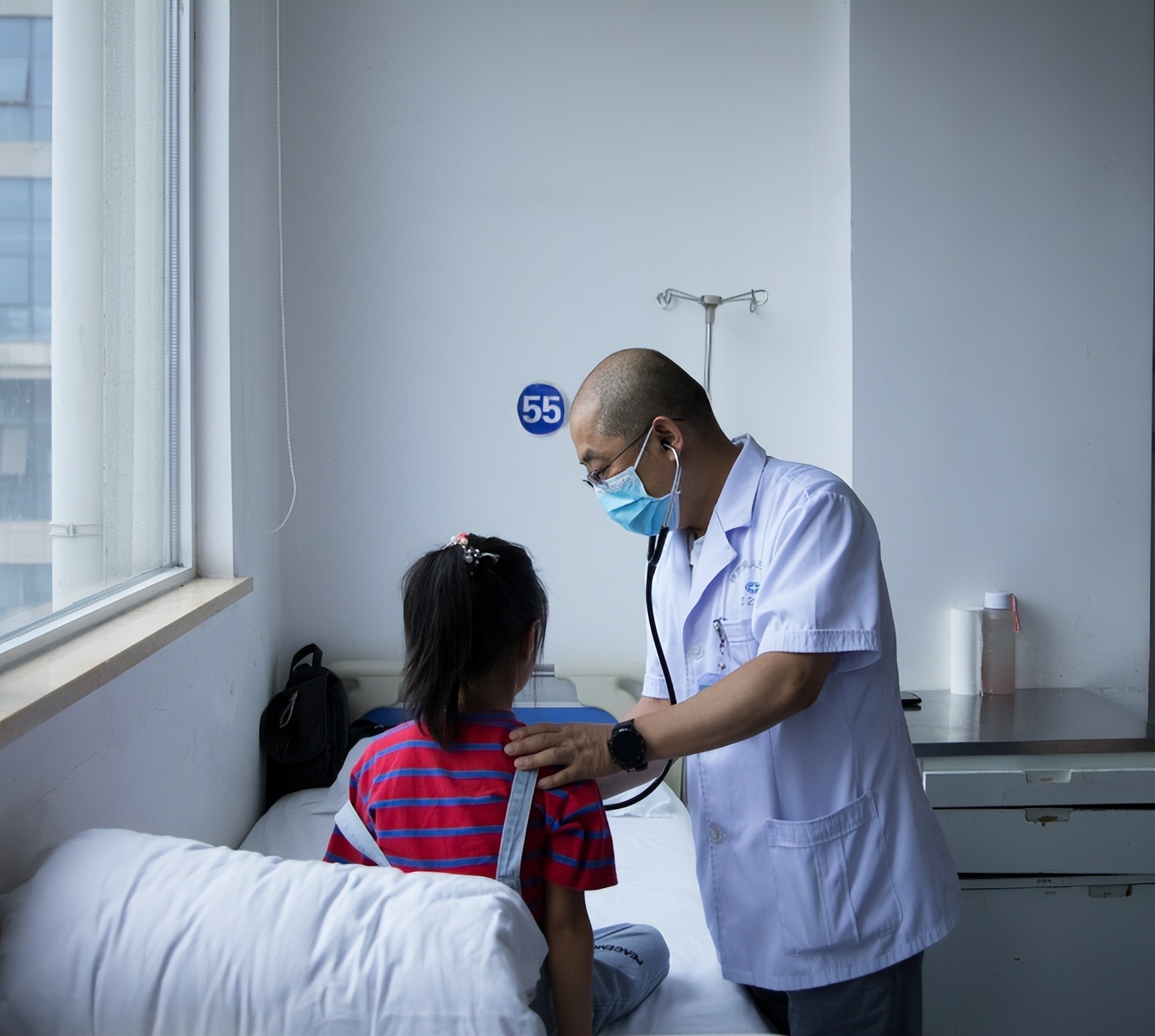 阴阳人有没有存在,阴阳人存在么