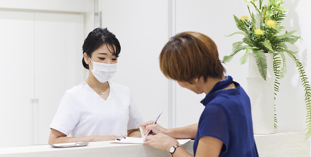 口腔门诊前台工作收获与不足,口腔门诊前台接待礼仪流程