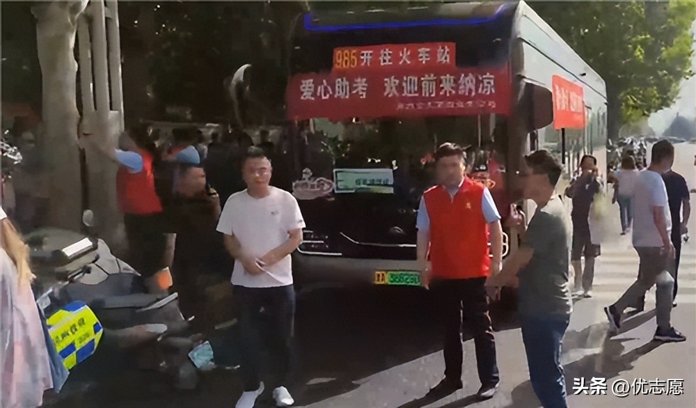 直击高考现场2018,直击高考第一现场助力高考