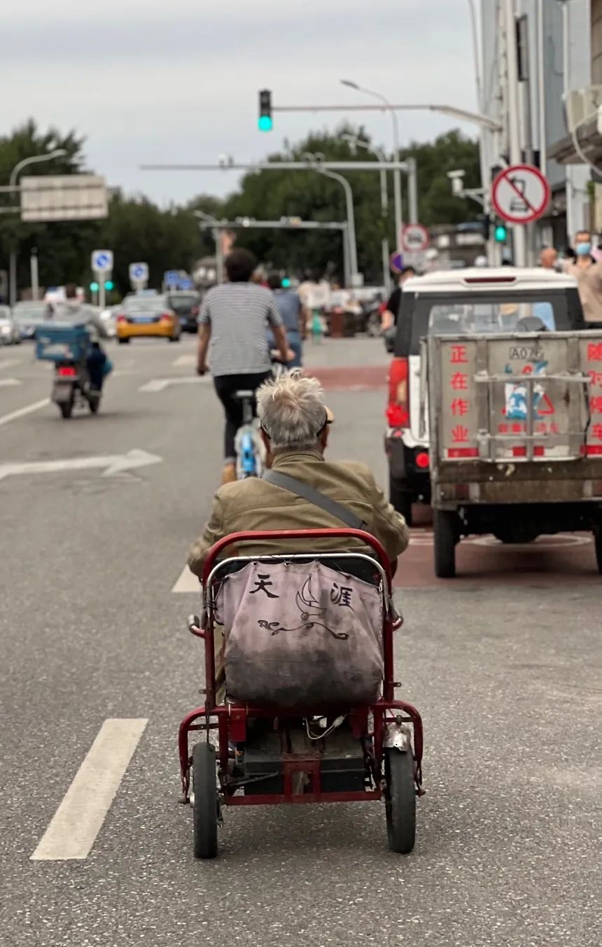 9月，谢谢你们送来的秋天