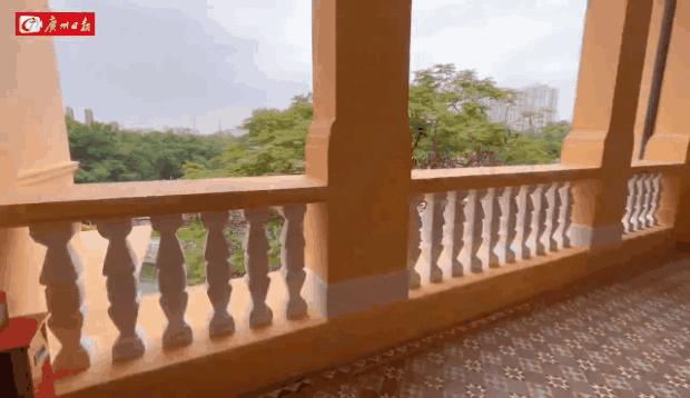 广州最美螺旋楼梯,广州超大旋转楼梯在哪