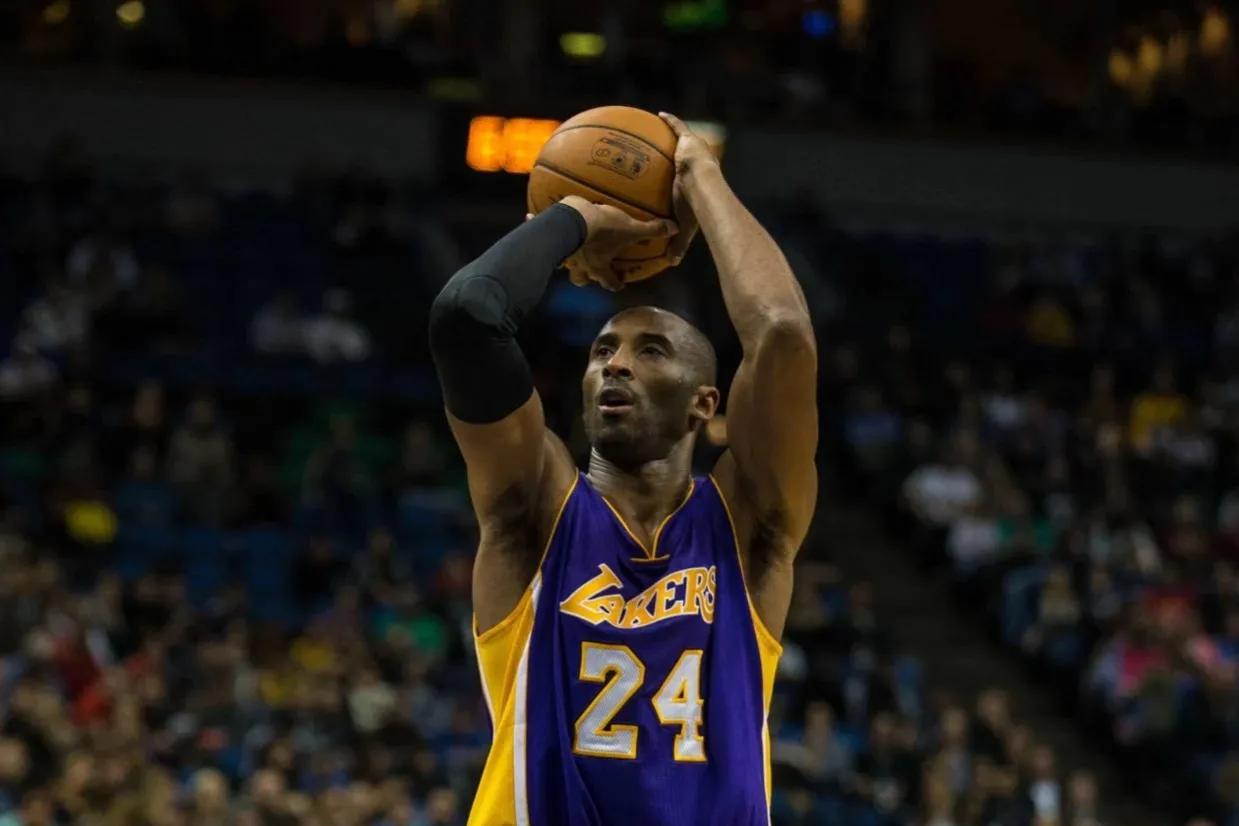 美媒晒历史75大球员哈登,美媒评价哈登场均36.1分