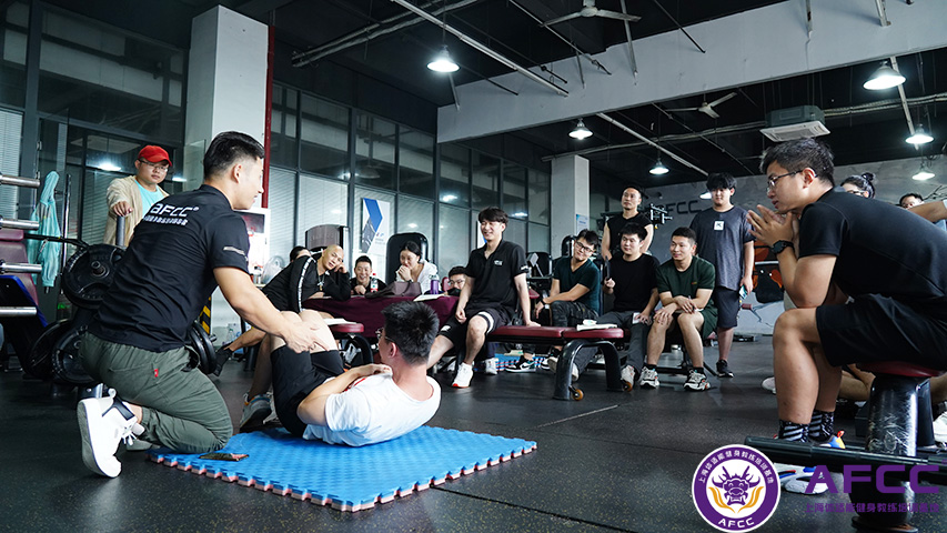 私人教练培训大概需要多少钱呢?