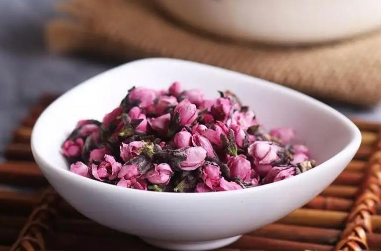 菊花茶真的是清凉降火的好帮手,菊花茶夏天必备