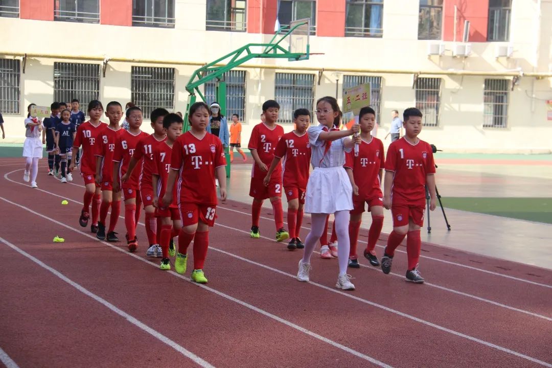 奔跑吧少年校园足球联赛,奔跑吧少年曙光小学足球比赛