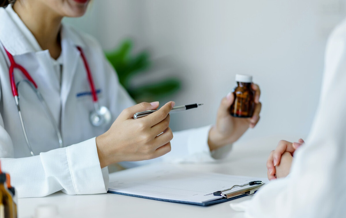 治疗新冠病毒的“特效药”，都有哪些，什么人可以用？