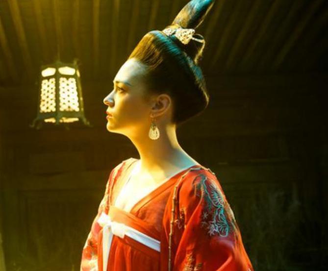 以胖为美的唐朝杨贵妃究竟有多胖,唐朝以胖为美杨贵妃体重是多少呢