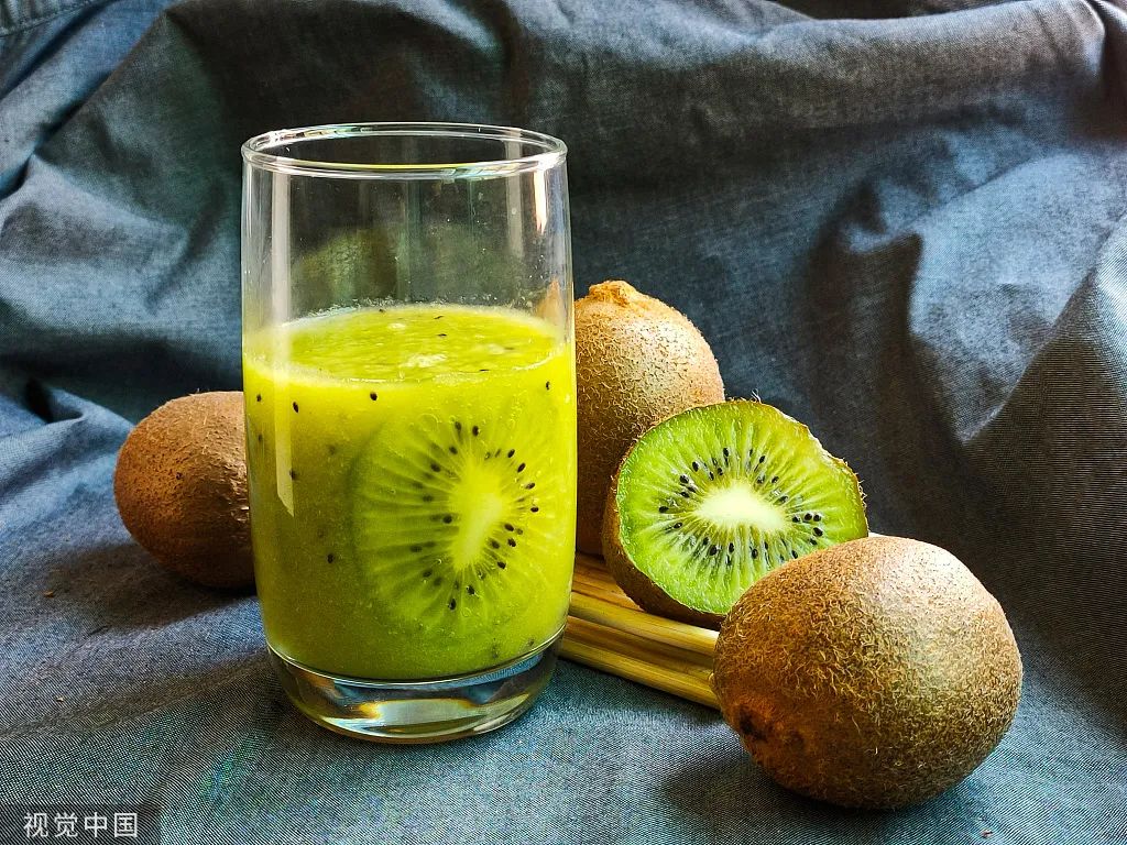 猕猴桃对皮肤有什么好处,每天吃一个猕猴桃身体有什么变化
