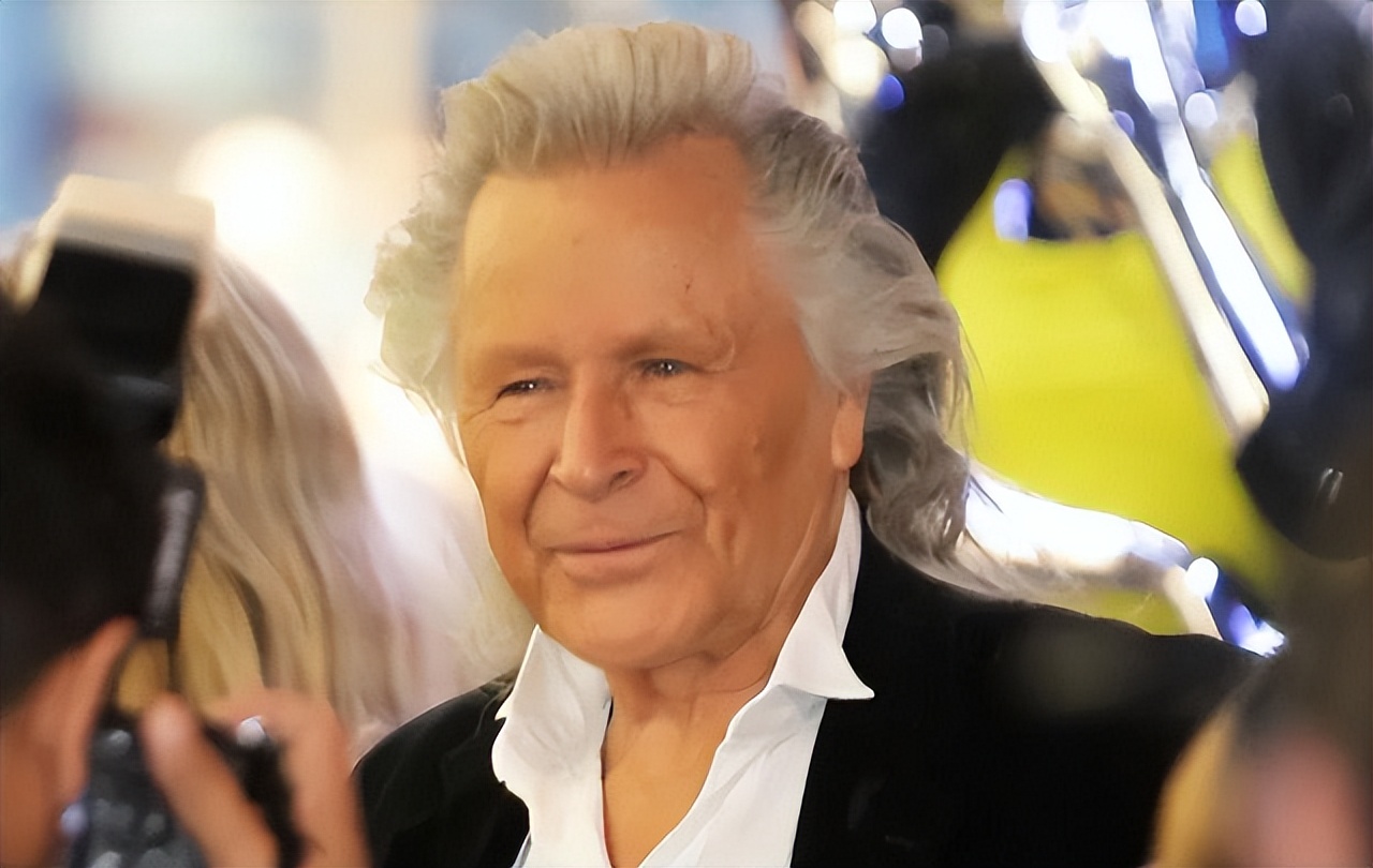 加拿大亿万富豪涉嫌性侵被捕,加拿大高龄富翁涉嫌性侵被捕