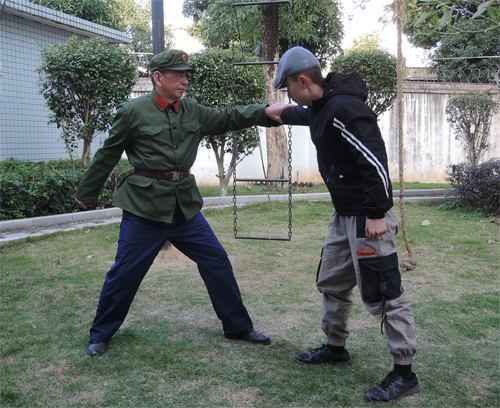 最新擒敌技术教材,男女格斗防身实用技巧