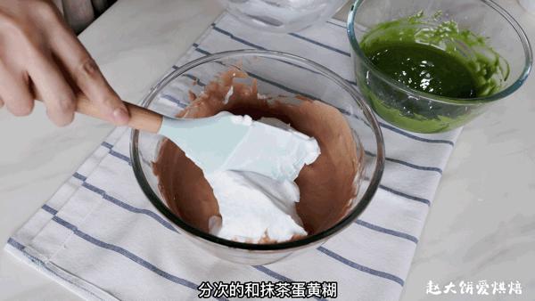 蓬松又柔软简单实用的蛋糕,金枕蛋糕怎么不回缩