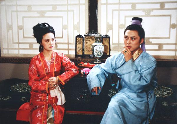 王熙凤怎么会得血崩,王熙凤患上血山崩