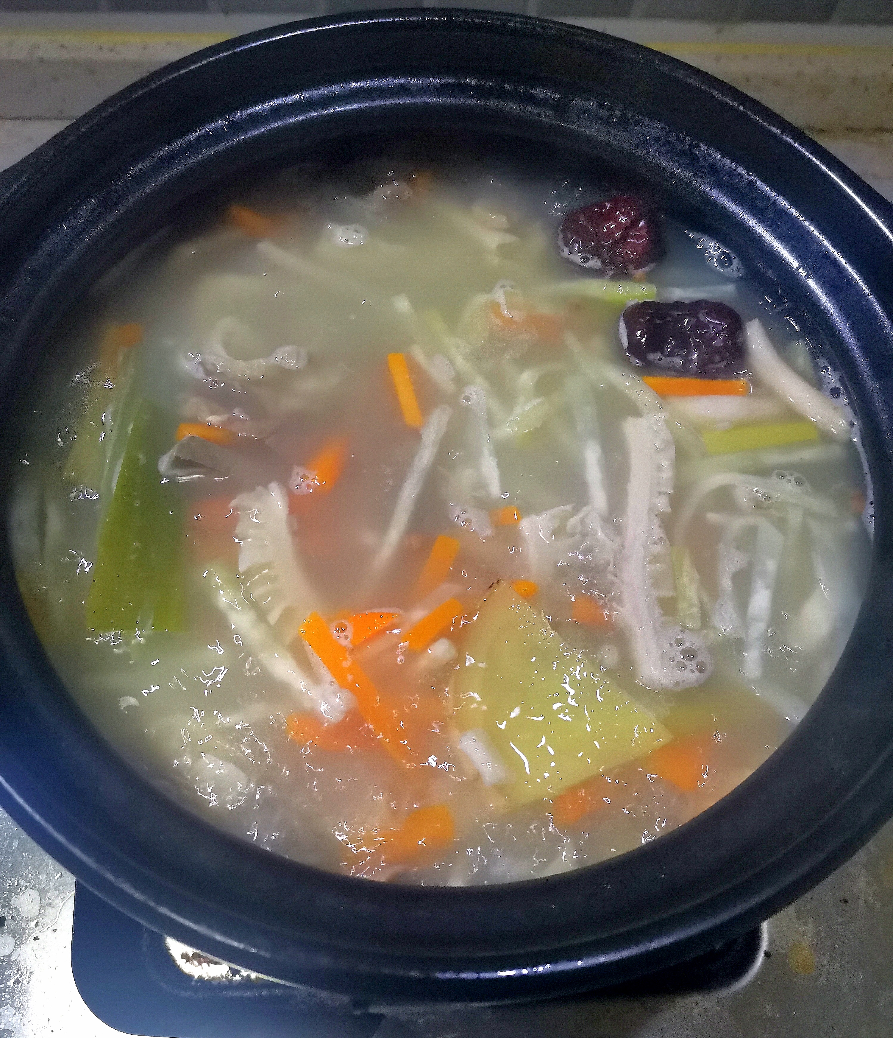 特色羊肉羊杂砂锅,麻辣羊肉羊杂煲