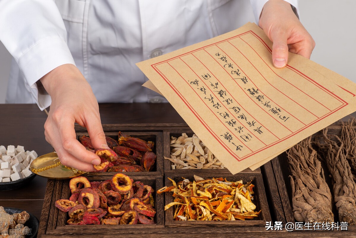 乳腺癌早期吃中药可以治疗吗,医院体检查出乳腺癌怎么办