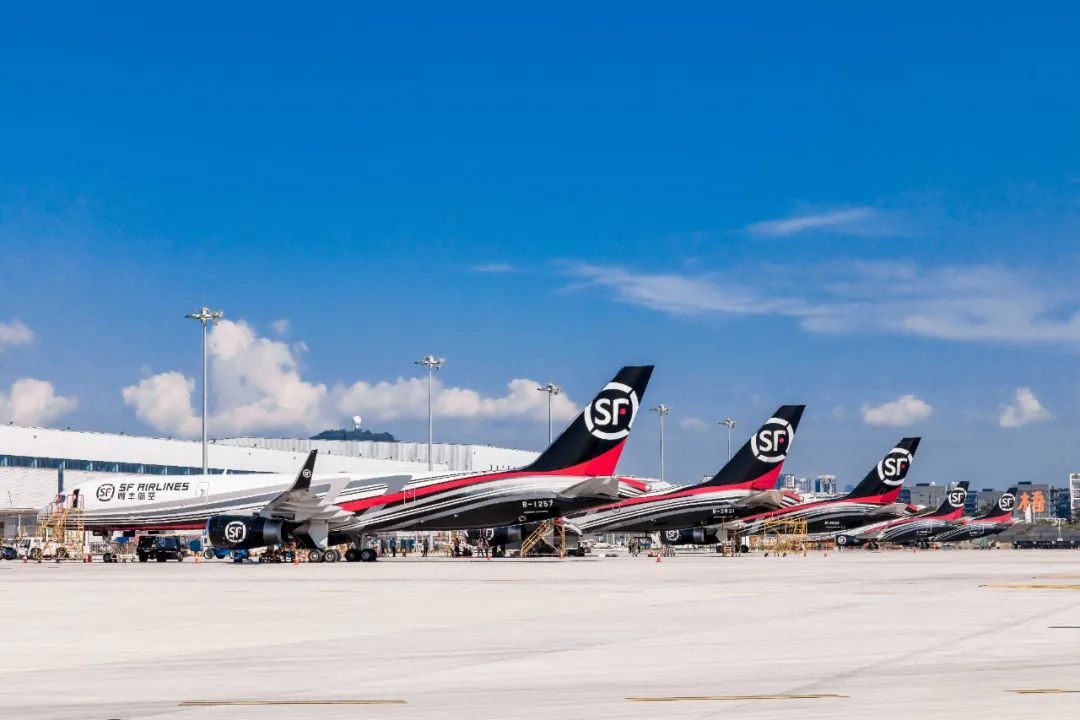 一粒救命药、一本教科书，顺丰“速度”背后的“温度”