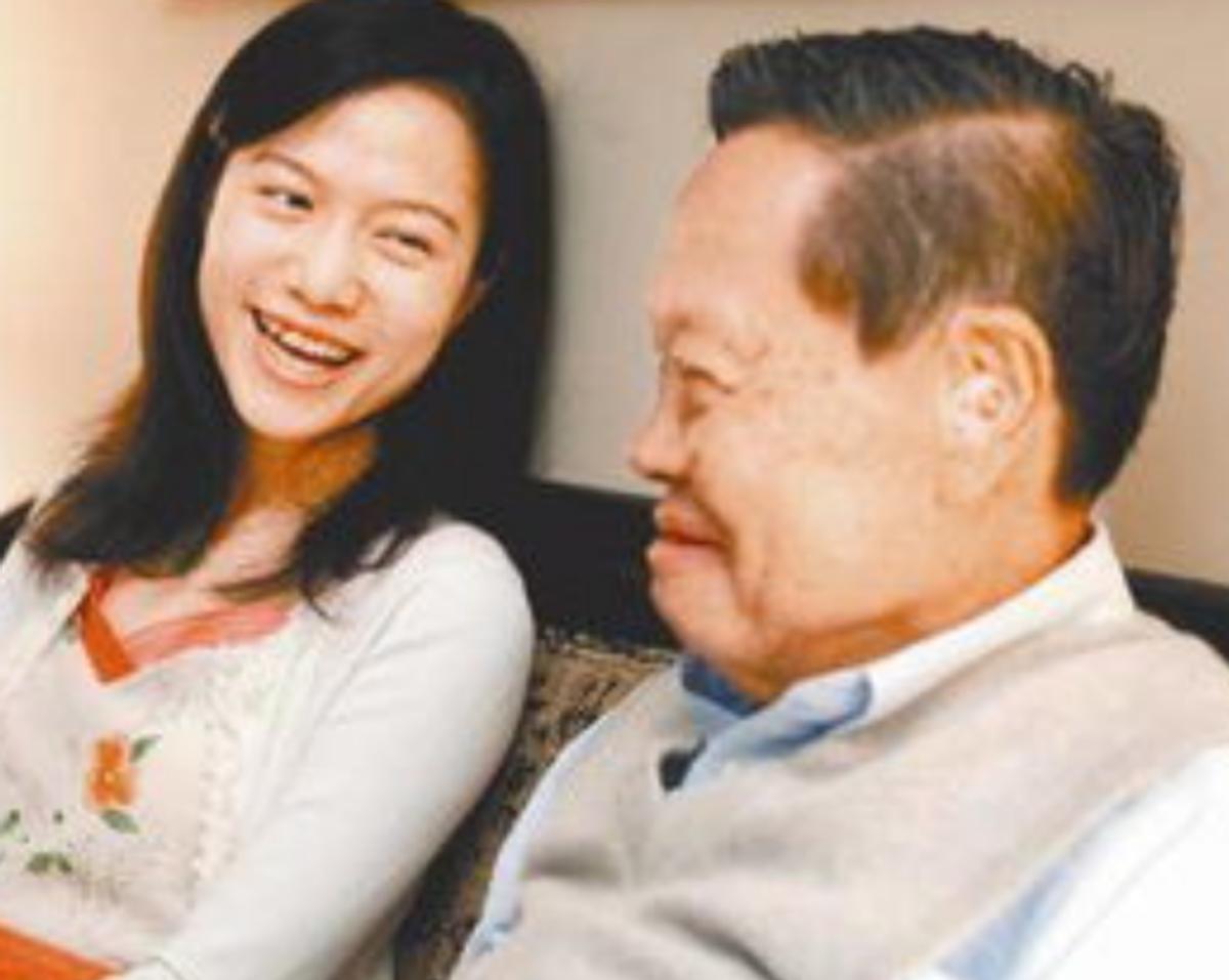 杨振宁催促翁帆冻卵子,杨振宁同意翁帆改嫁了吗