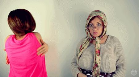 意大利人一个手势被玩坏，网友：捆住他们的手，就说不了话了