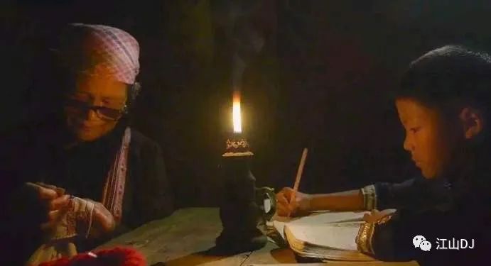 童年温馨的热炕头,怀念小时候睡炕头