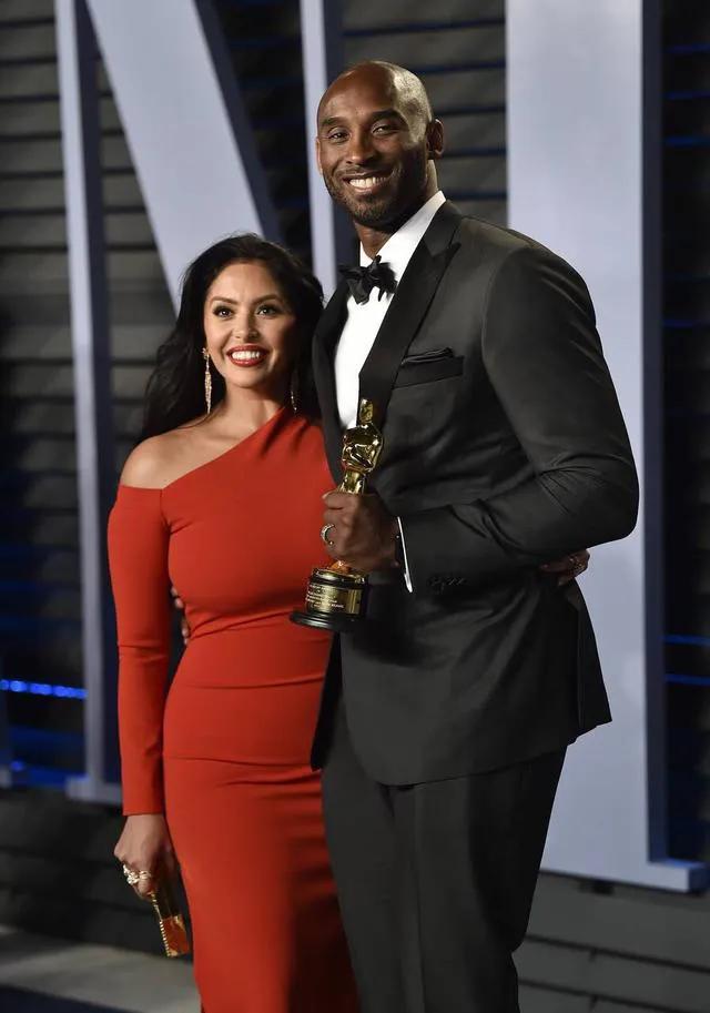 NBA最美10大娇妻，瓦妮莎守寡三年，一位世界小姐8年生5娃