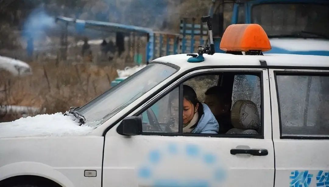 辽宁一男生被驾校女教练猥亵，*体下**受伤后说：那个女人像疯狗