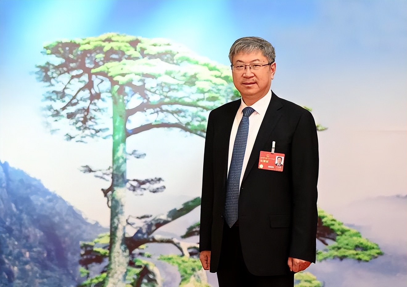 【*会两**闭幕】来看看车界大佬在*会两**都有哪些提议？