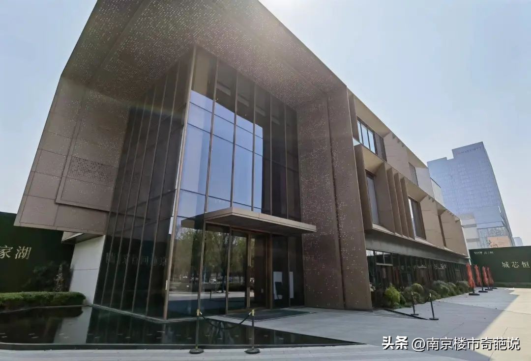 南京南部新城爆雷的房企,在南京爆雷的房地产开发商有哪些