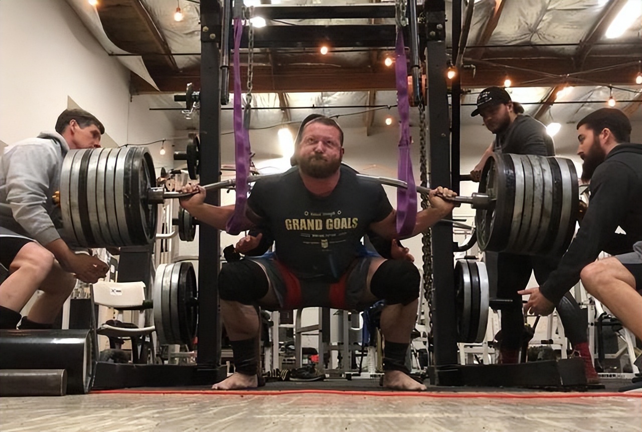 健身训练应该怎么循环运动,如何避免健身训练过度运动损伤