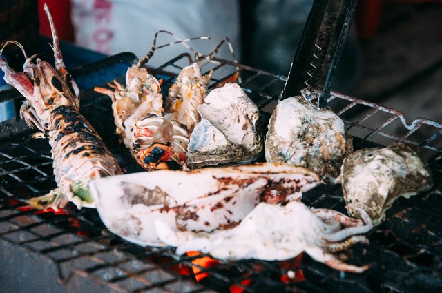 藏山旅游跟团,藏西和藏东哪个适合旅游