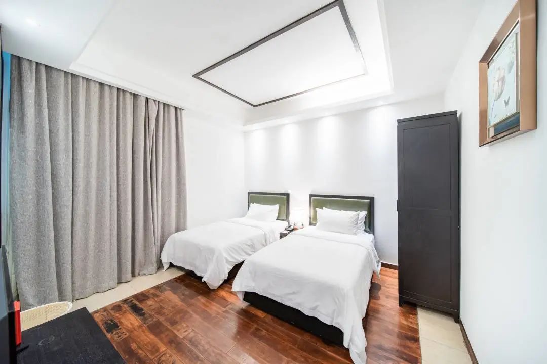 打卡海拔156米的山顶悬崖温泉:广州从化亿城泉说温泉度假酒店