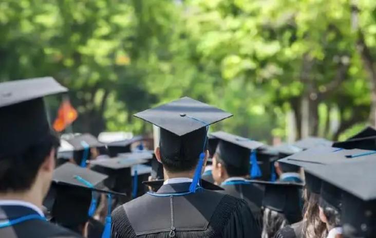 2023就业前景最好的十大热门专业,2023各大学专业就业前景排名