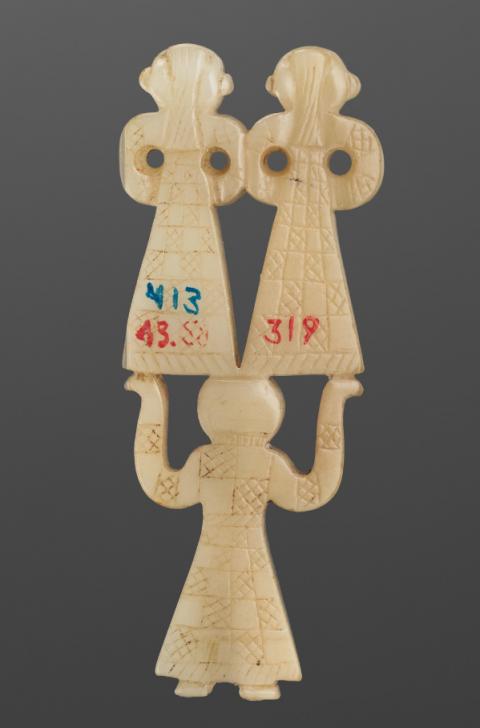 陕西历史博物馆馆藏石峁古城玉器,苏州博物馆馆藏老玉器