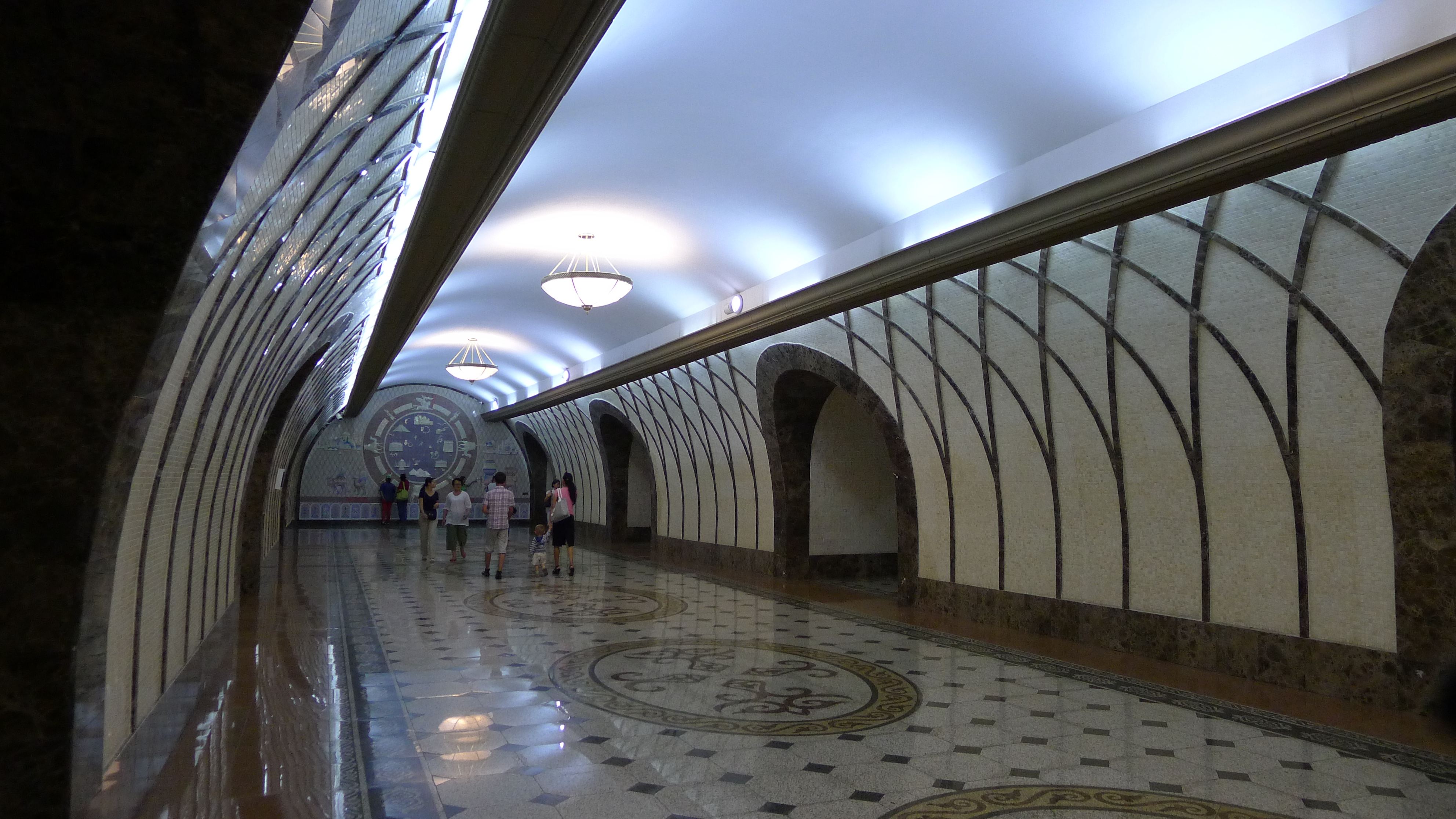 中亚哈萨克斯坦国内什么情况,哈萨克斯坦国家现况