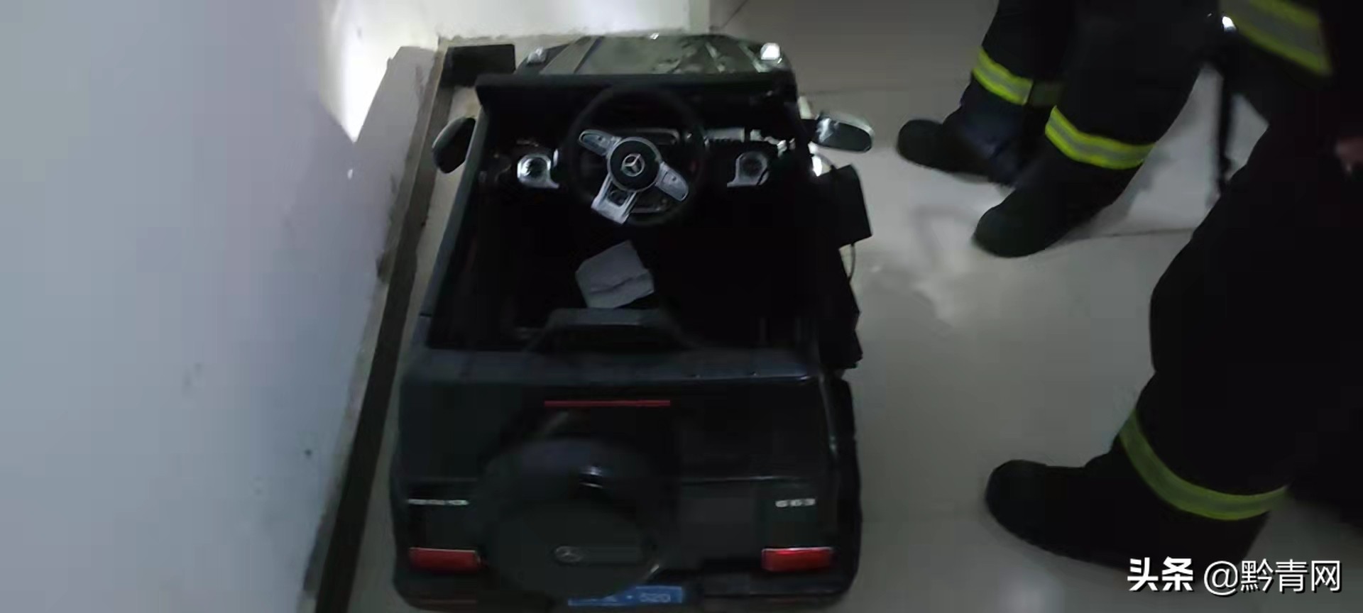 电瓶车充电着火是什么原因,新能源汽车充电容易着火么