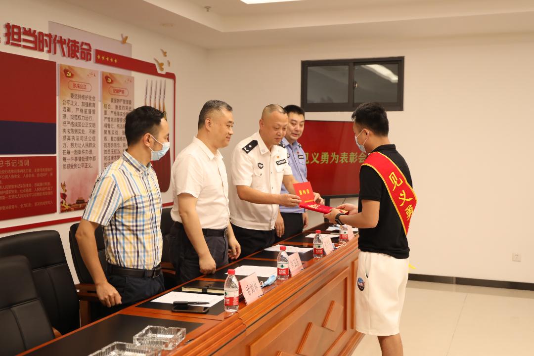 图说科学城|西部(重庆)科学城智能问答机器人“小科同学”上线啦!