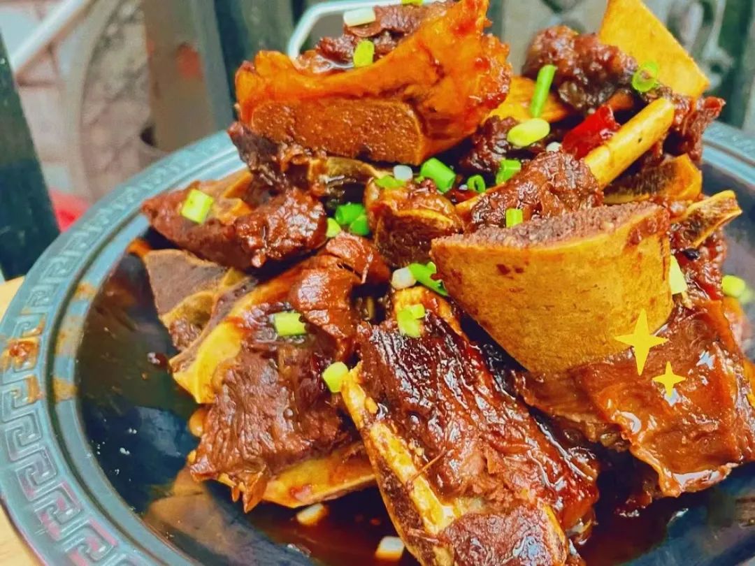 疫情下的武汉餐饮艰难,武汉疫情间生意最火爆的餐饮门店