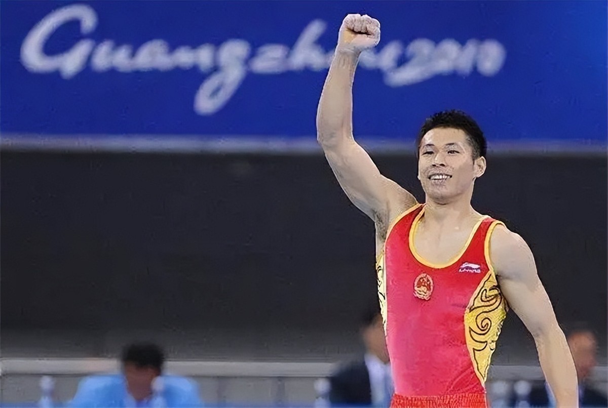 张成龙退役当教练,奥运冠军张成龙现在做什么