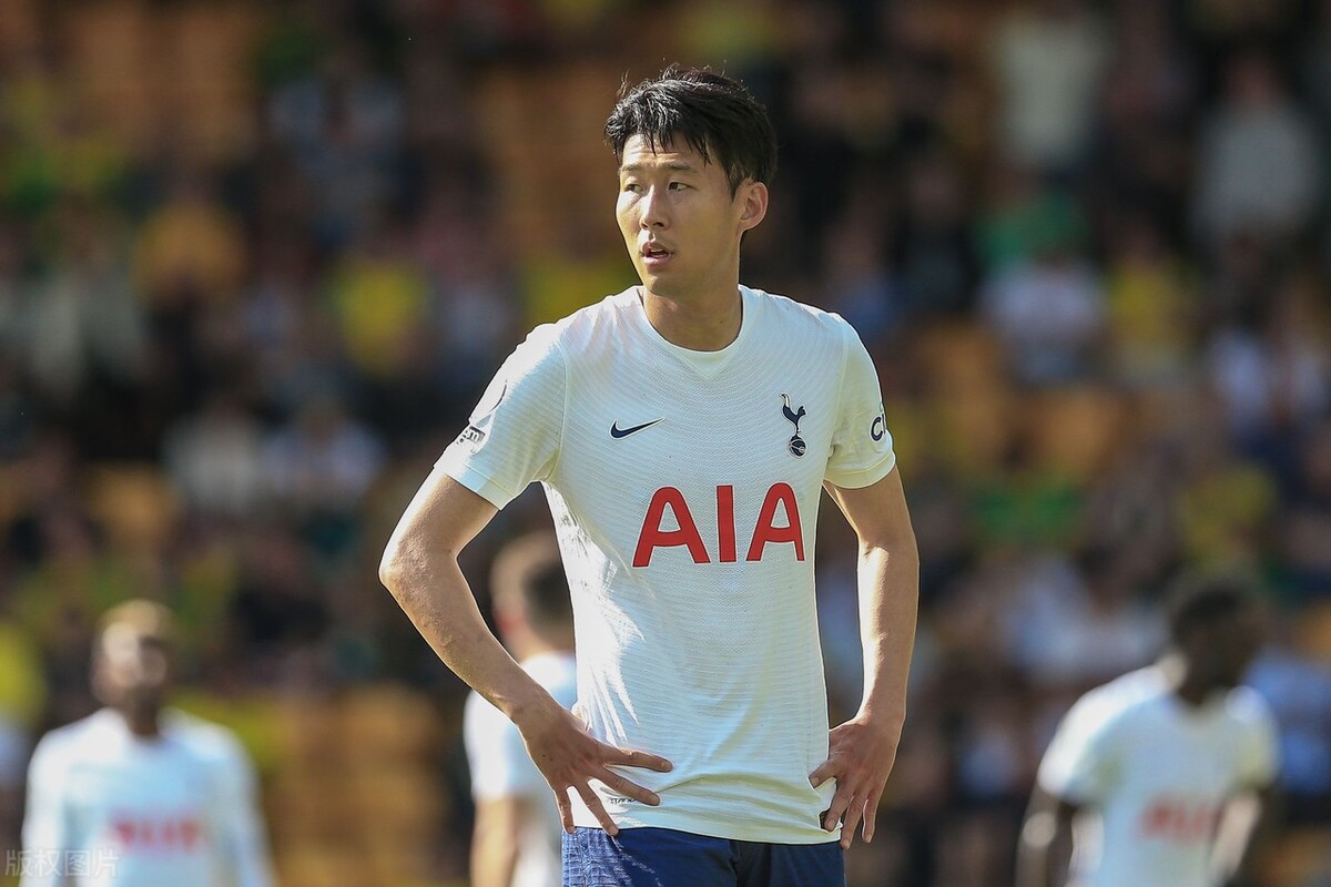 中国男足18场比赛,中国足球李扬