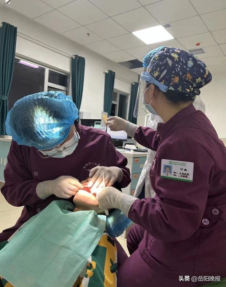 小孩换牙的牙齿掉了怎么处理,牙齿坏掉了只剩牙根了影响换牙吗