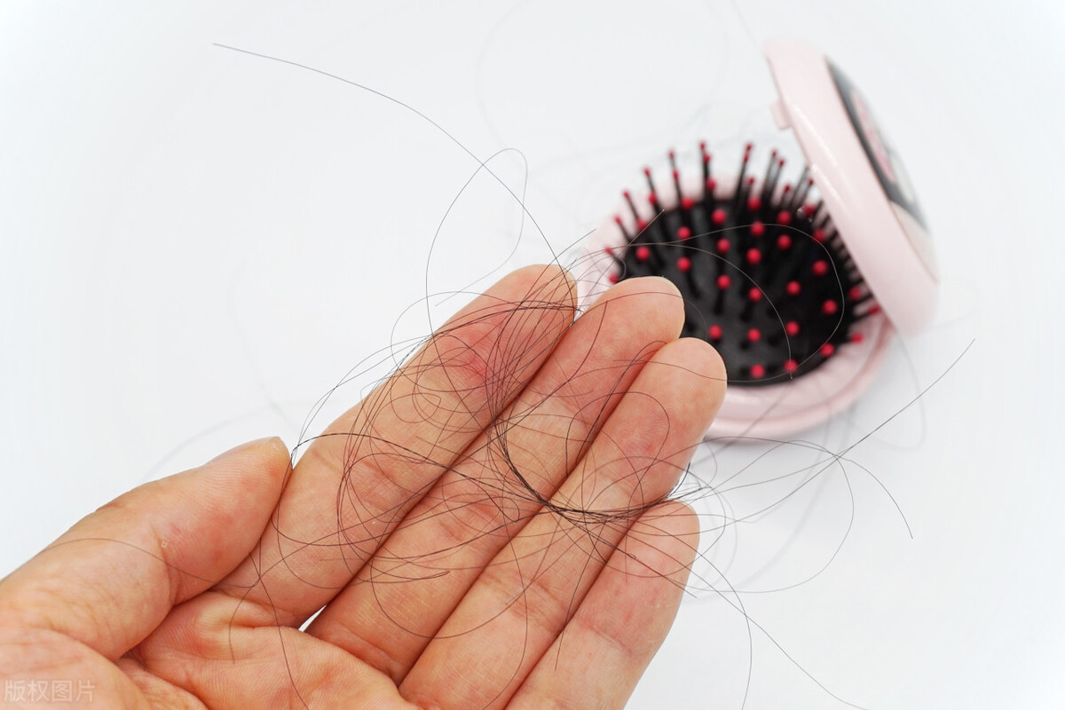 头发新陈代谢每天掉几根为正常,儿童每天掉几根头发算正常