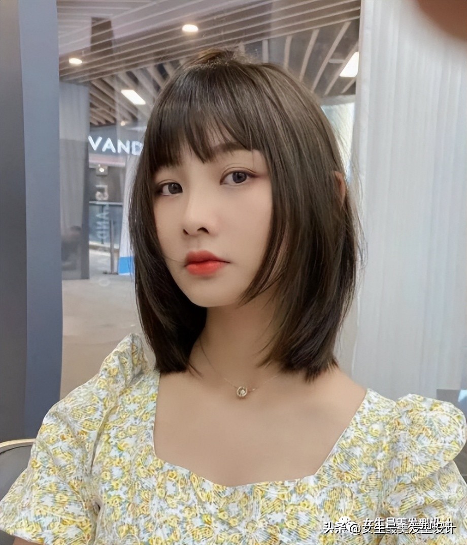 女生又酷又飒齐肩发打理,齐肩短发内扣优雅酷飒发型