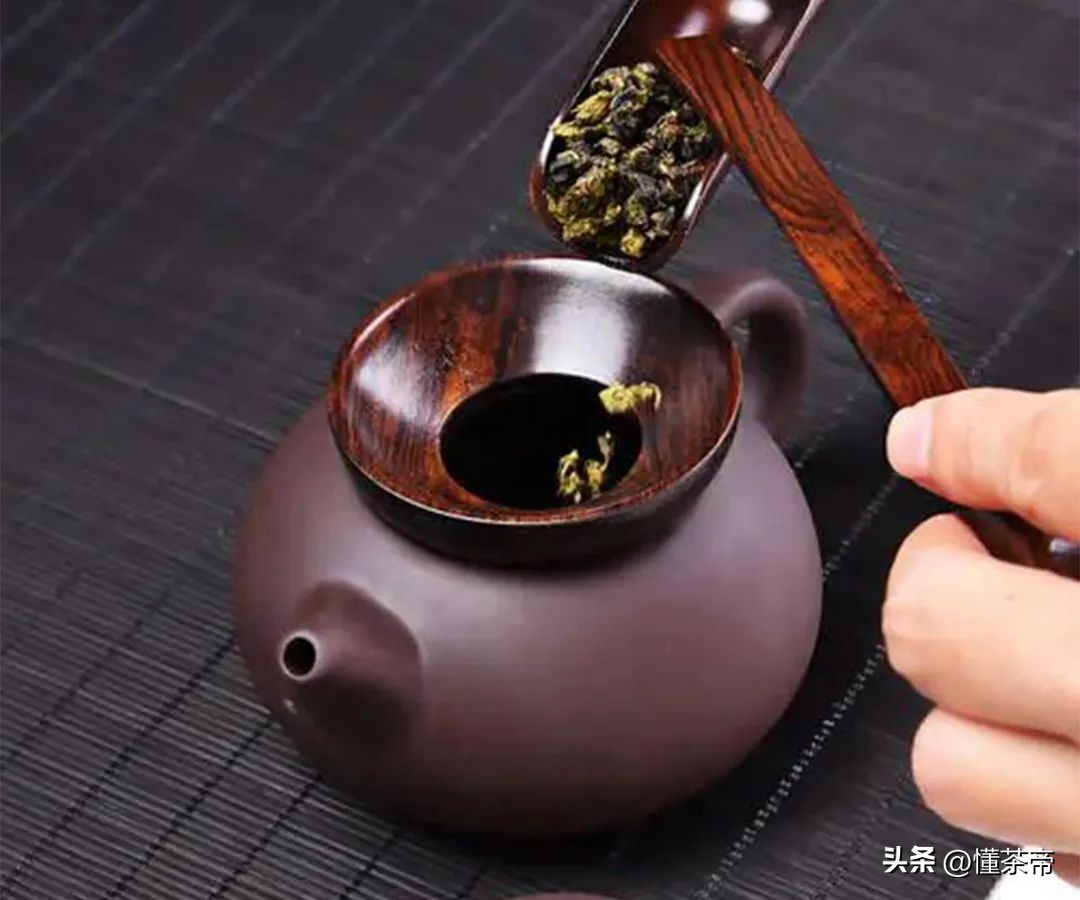 茶桌上的所有器具怎么用,茶台泡茶器具有哪些
